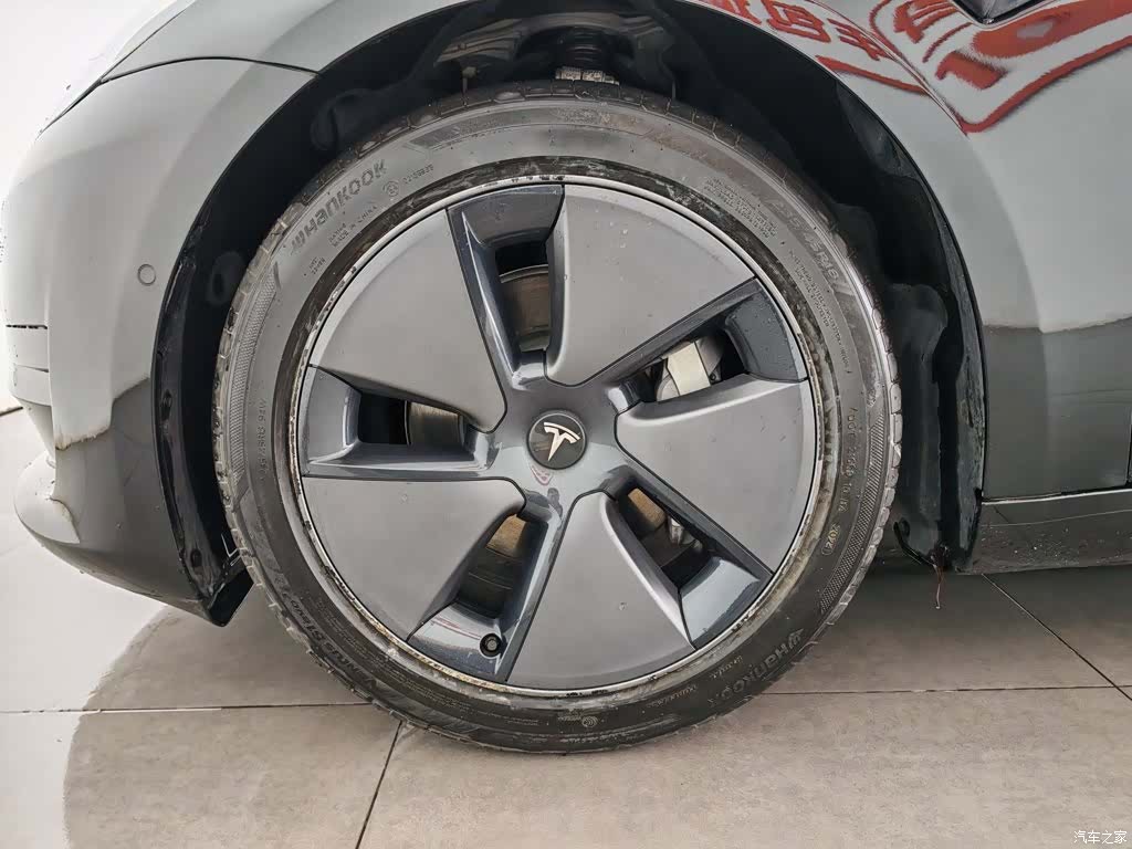 Tesla Model 3, 2023 17