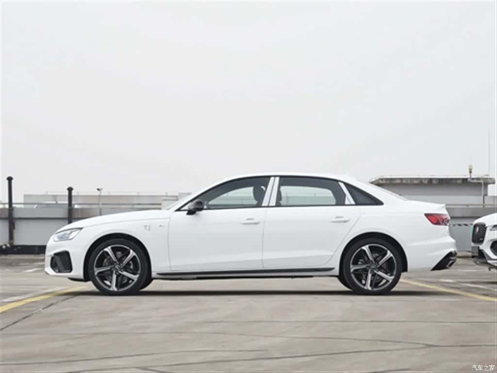 Audi A4L, 1900 6