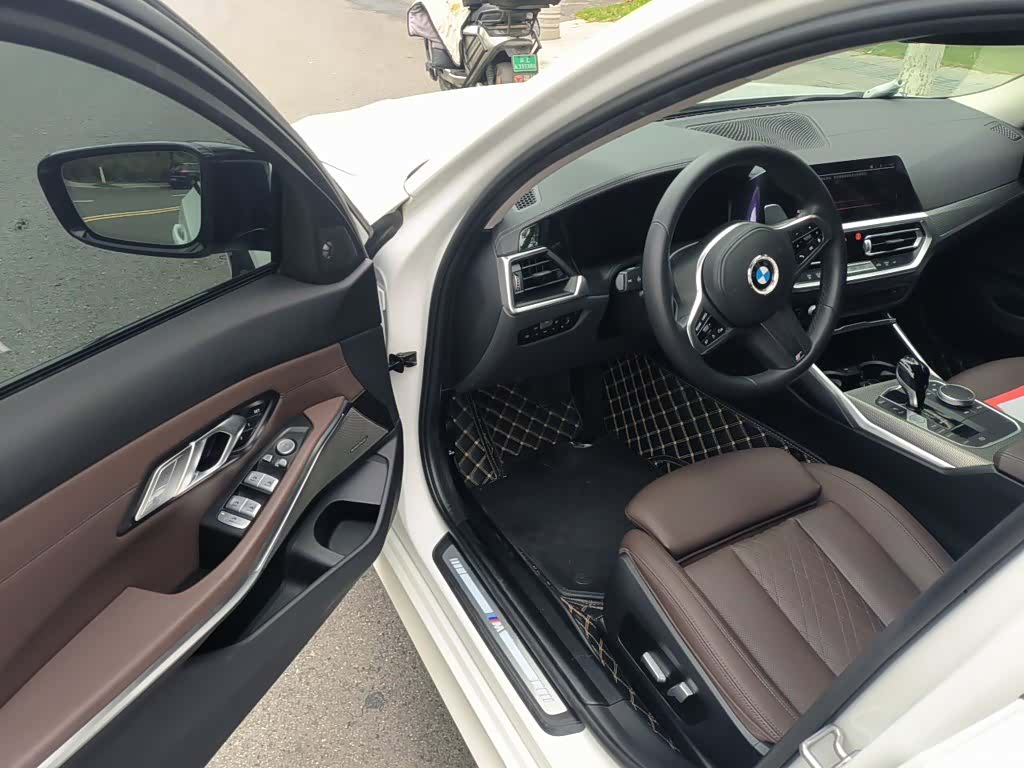 BMW 3 Series, 2022 12
