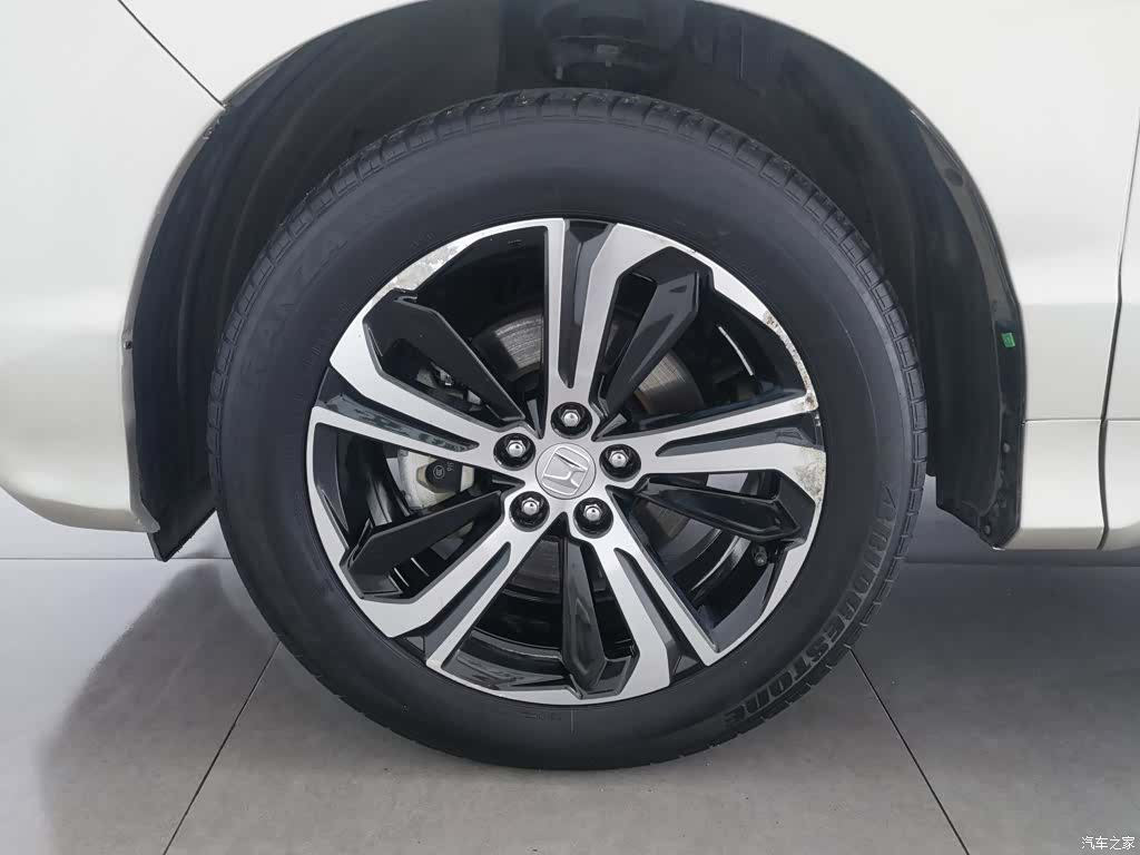 Honda UR-V, 2018 17