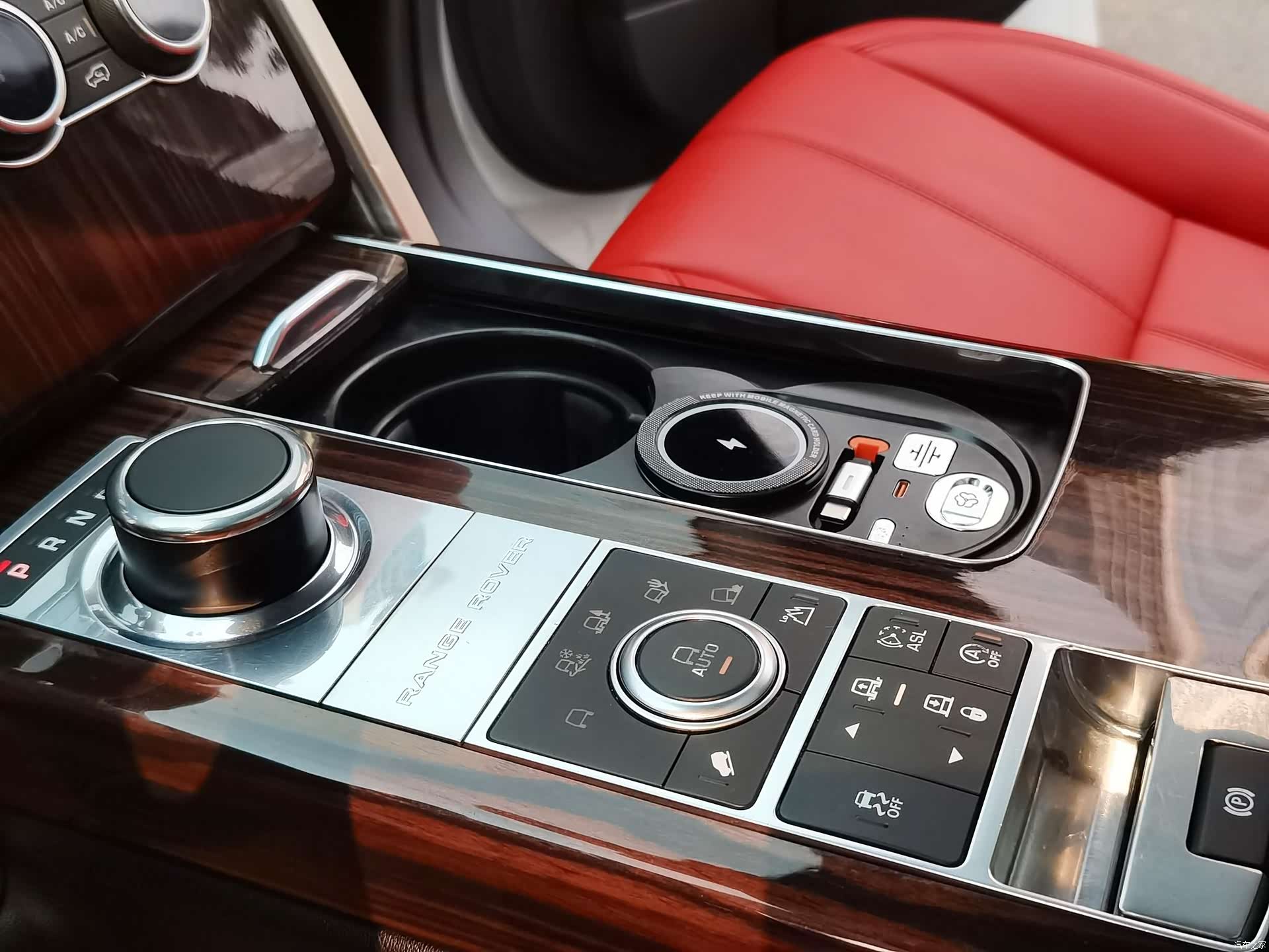 Land Rover Range Rover, 2016 9