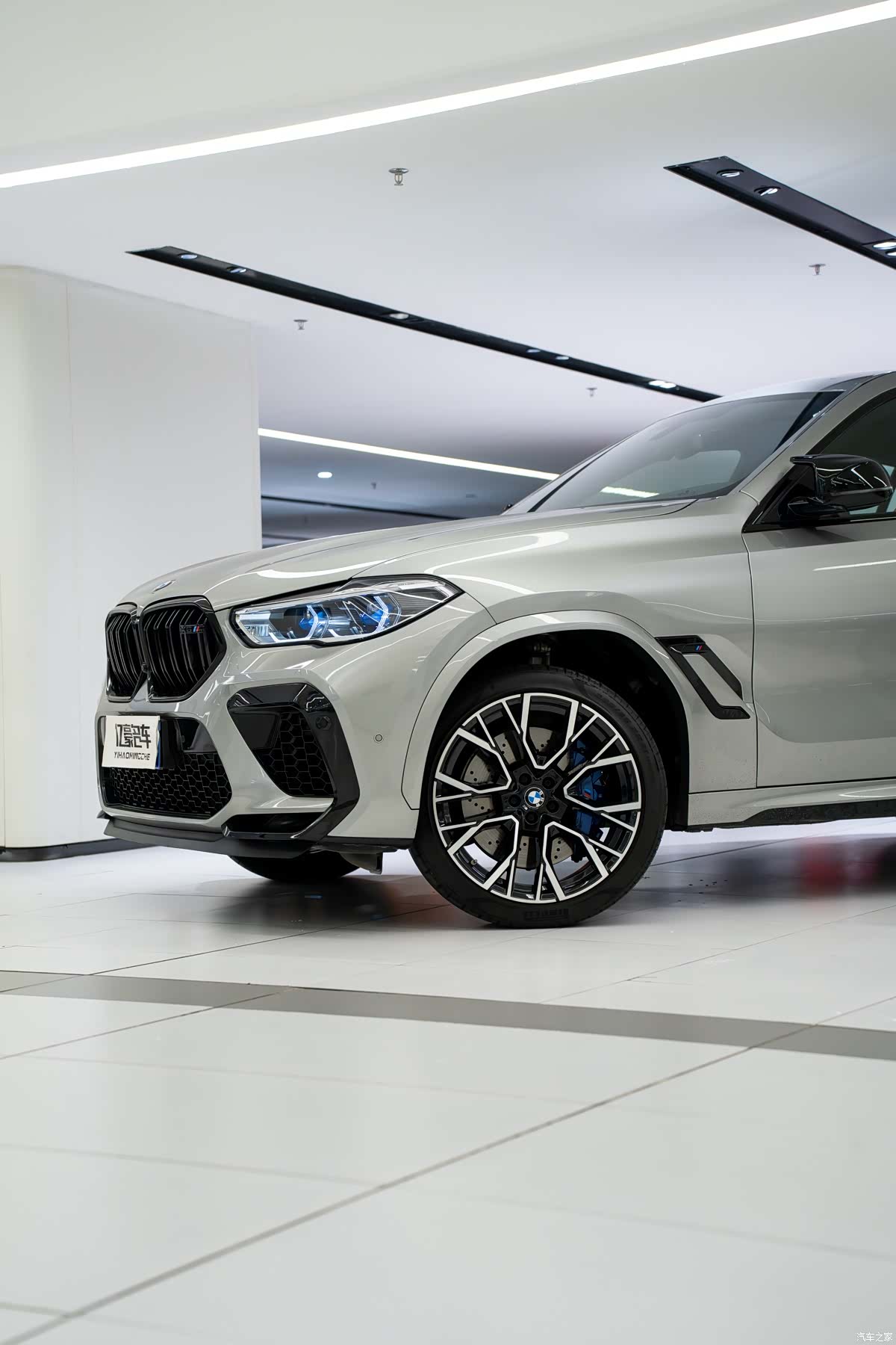 BMW X6, 2023 12