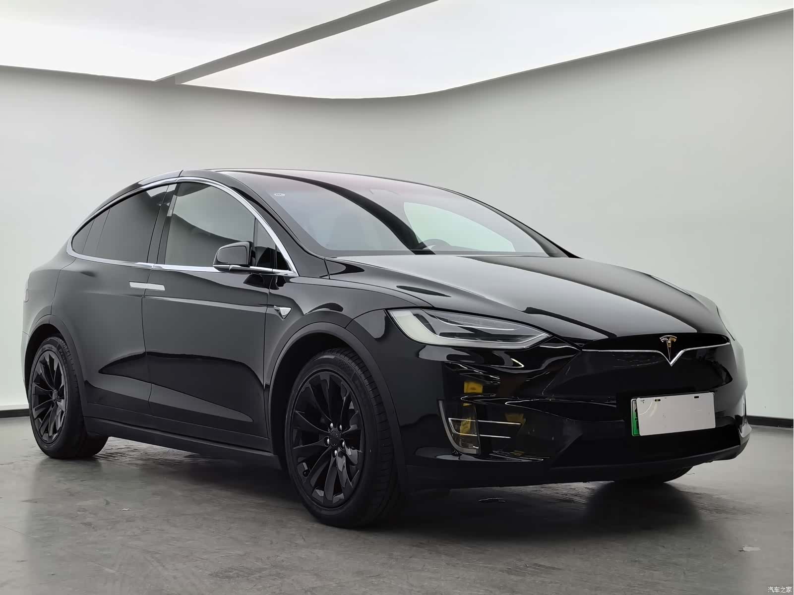 Tesla Model X, 2018 32
