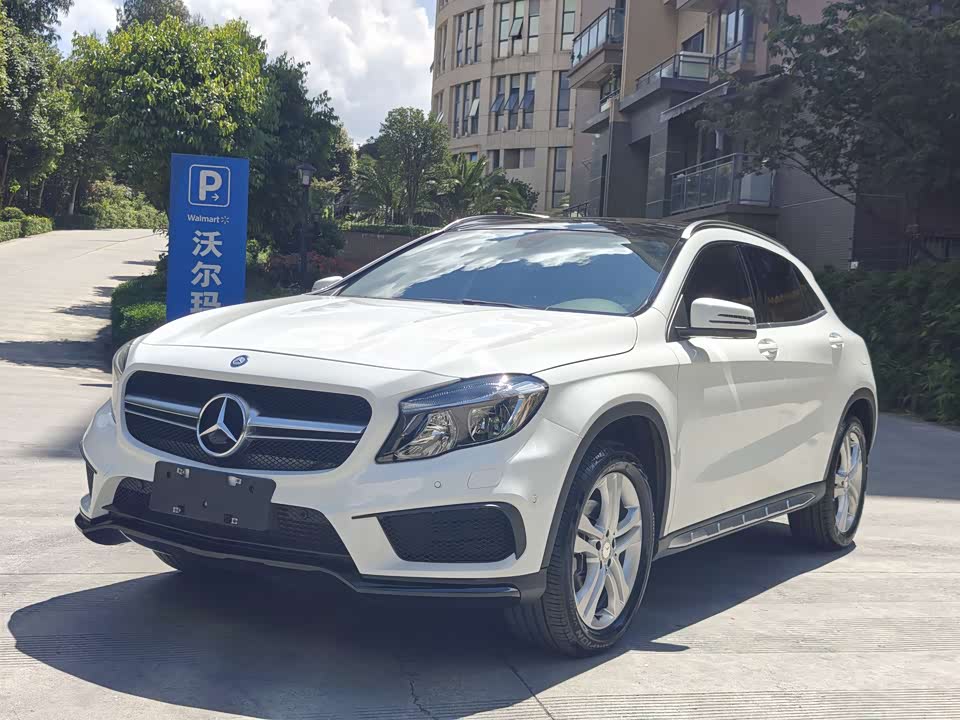 Mercedes-Benz GLA