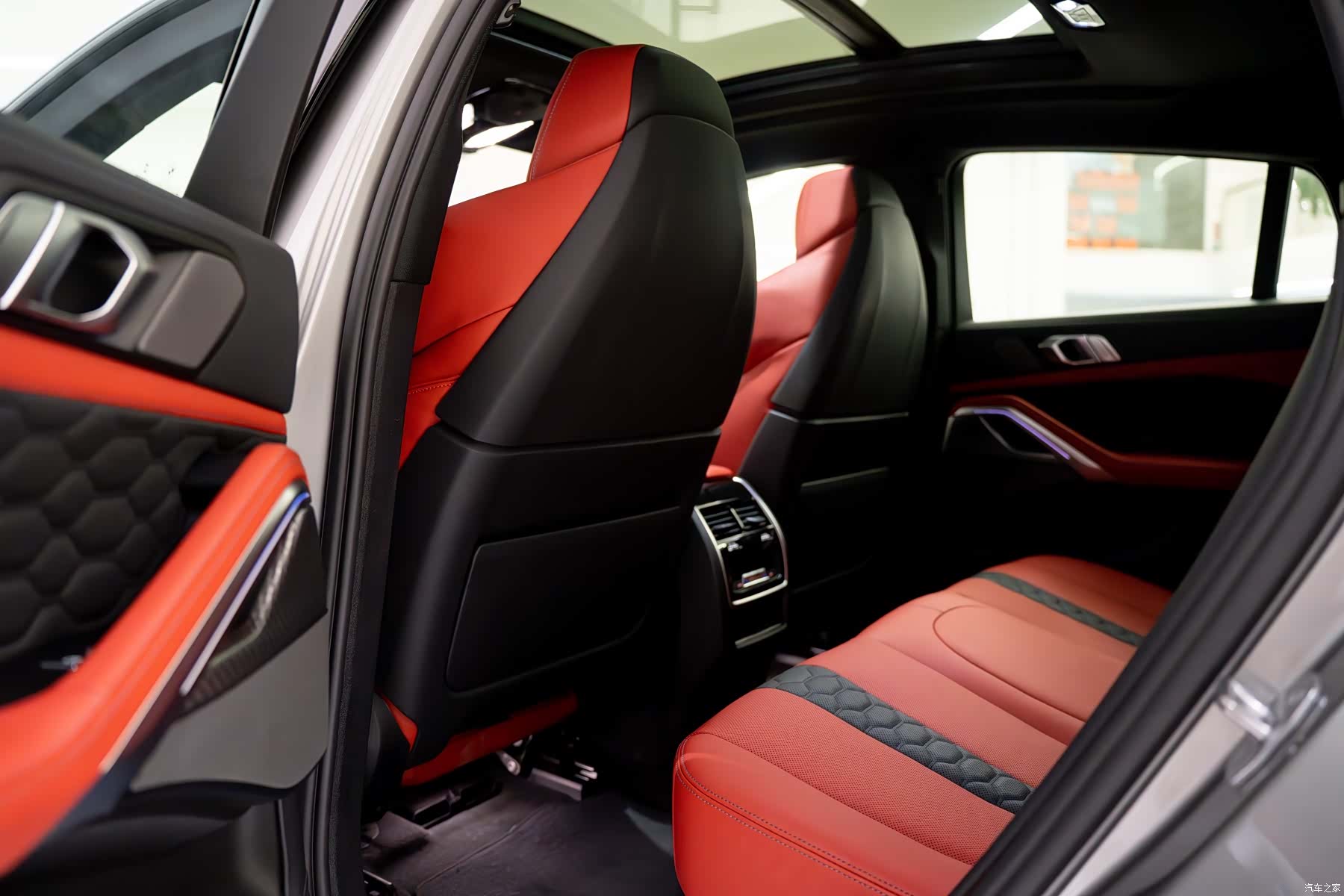 BMW X6, 2023 21