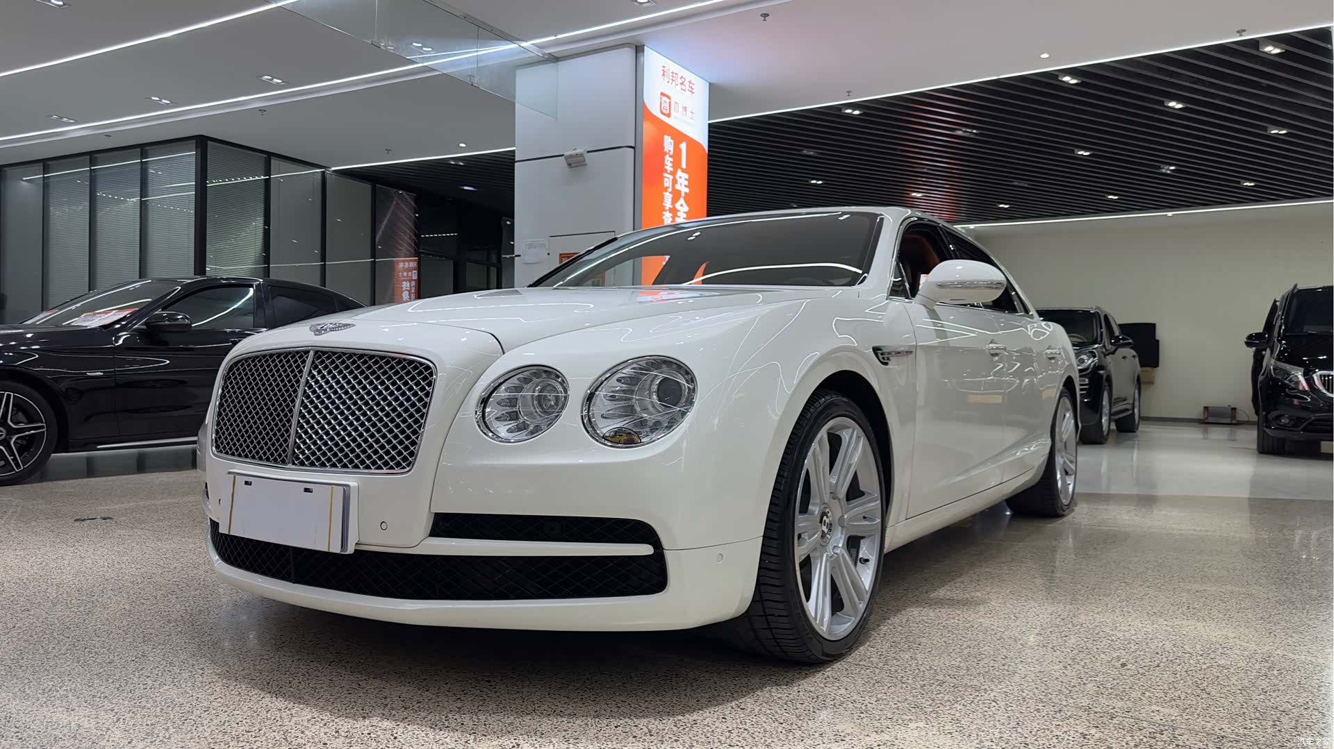 Bentley Flying Spur, 2017 1