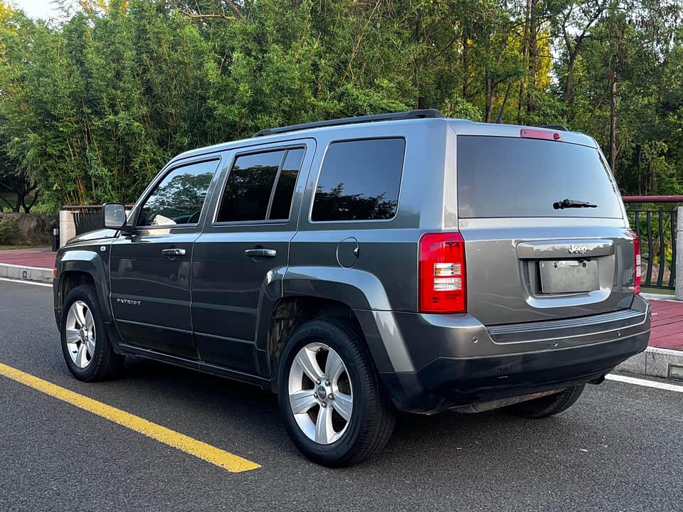 Jeep Freelancer