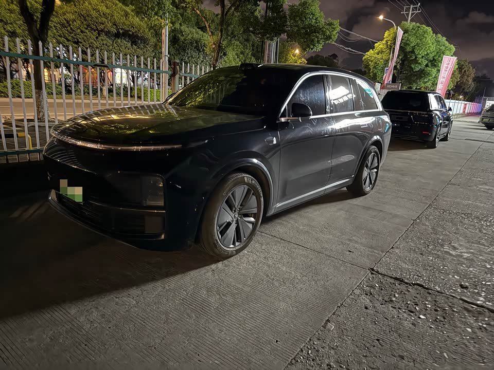Li Auto Ideal L8