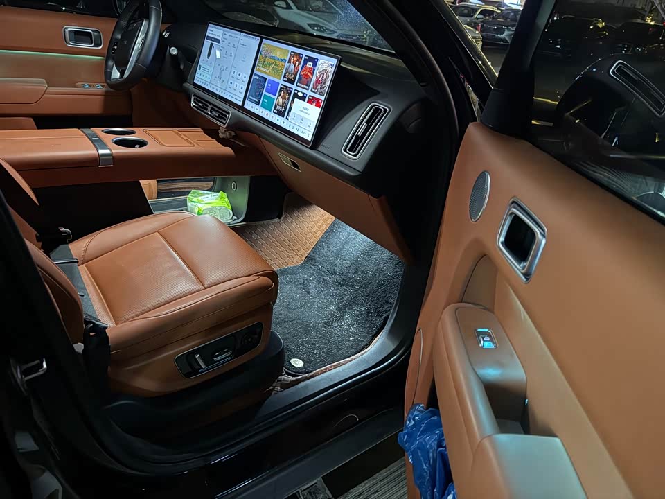 Li Auto Ideal L8
