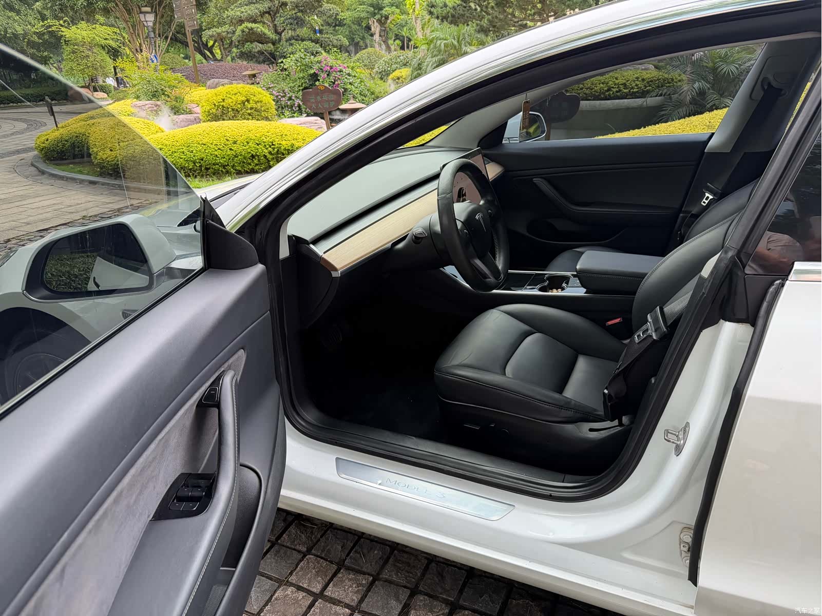 Tesla Model 3, 2019 4
