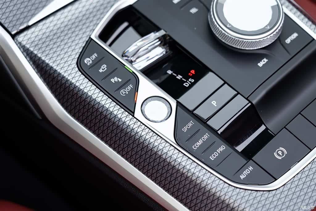 BMW 4 Series, 2025 22