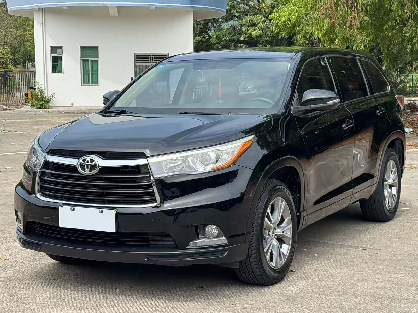 Toyota Highlander, 2016 1