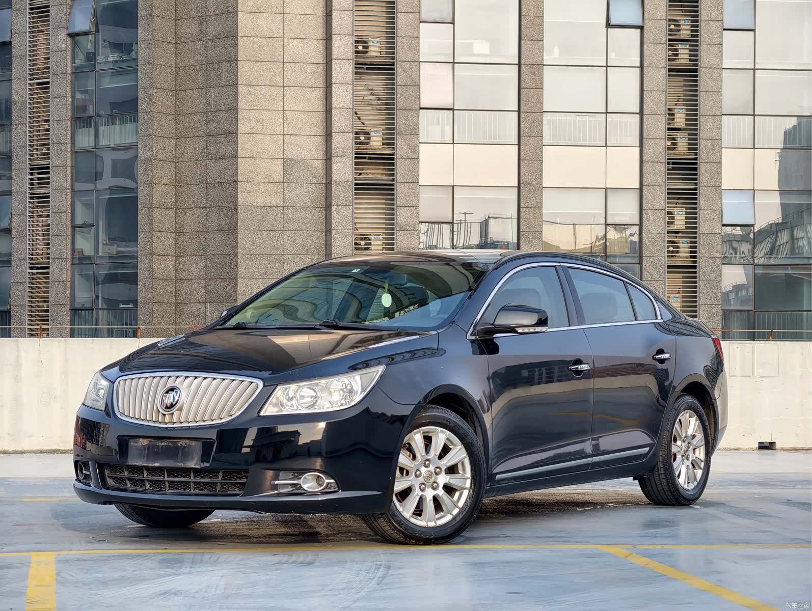 Buick LaCrosse, 2013 1
