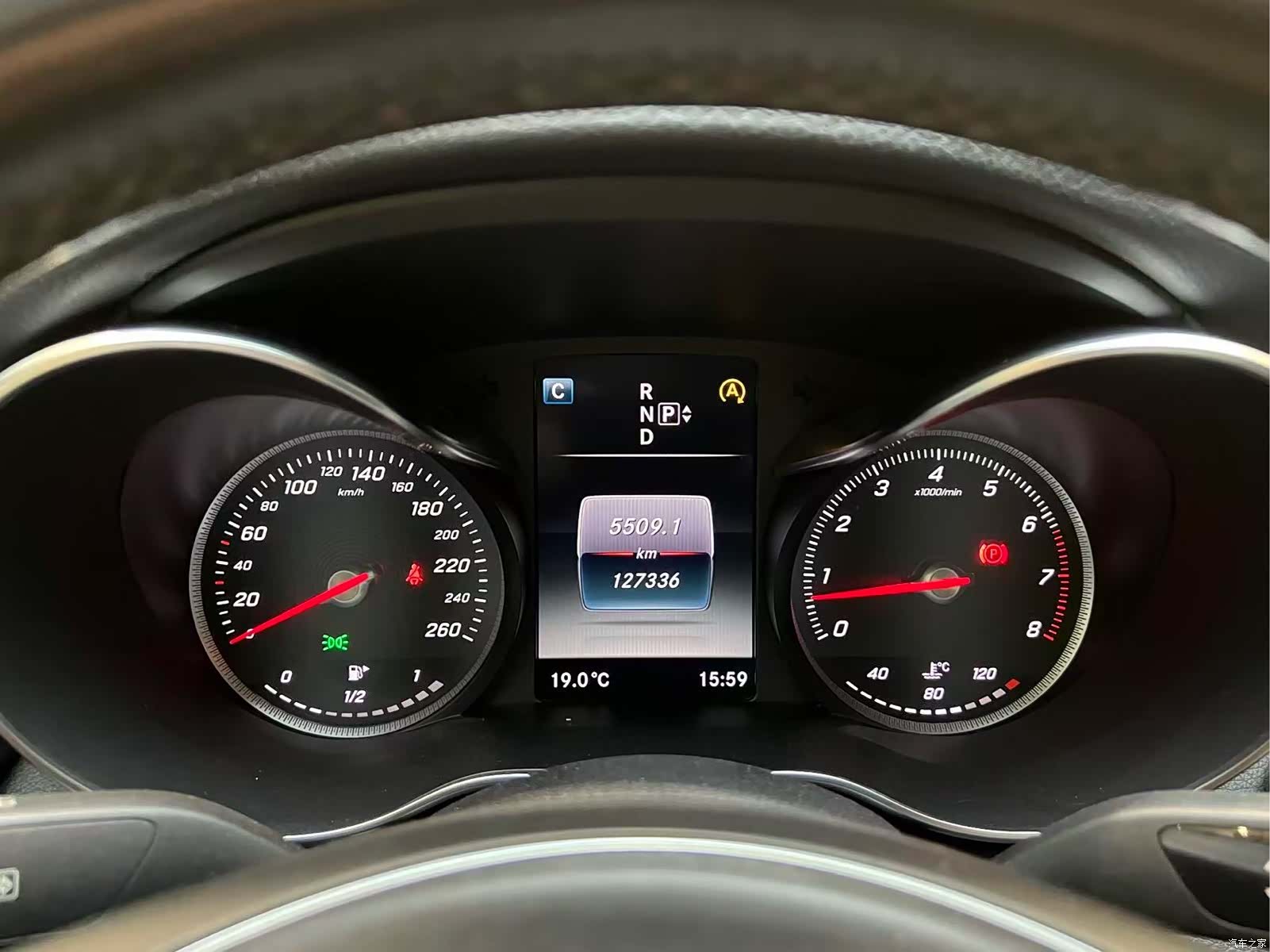 Mercedes-Benz C-Class, 2015 4