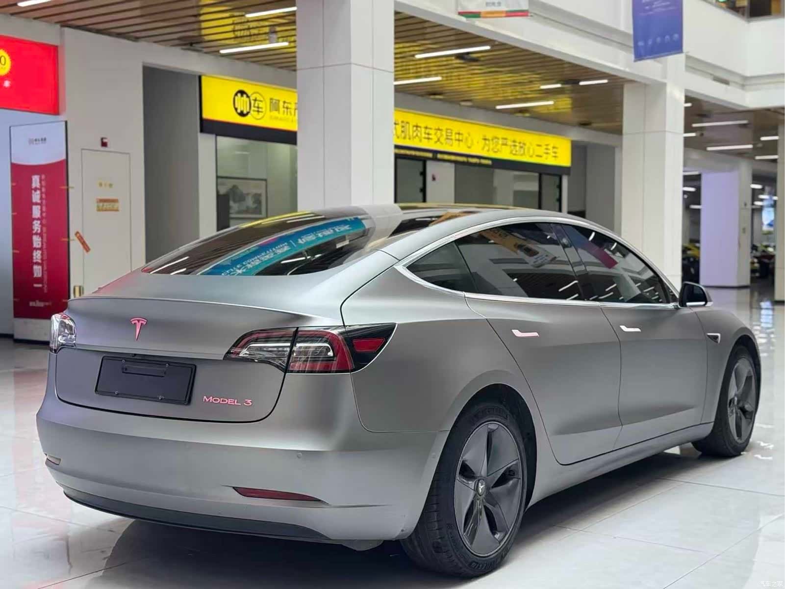 Tesla Model 3, 2021 все фото