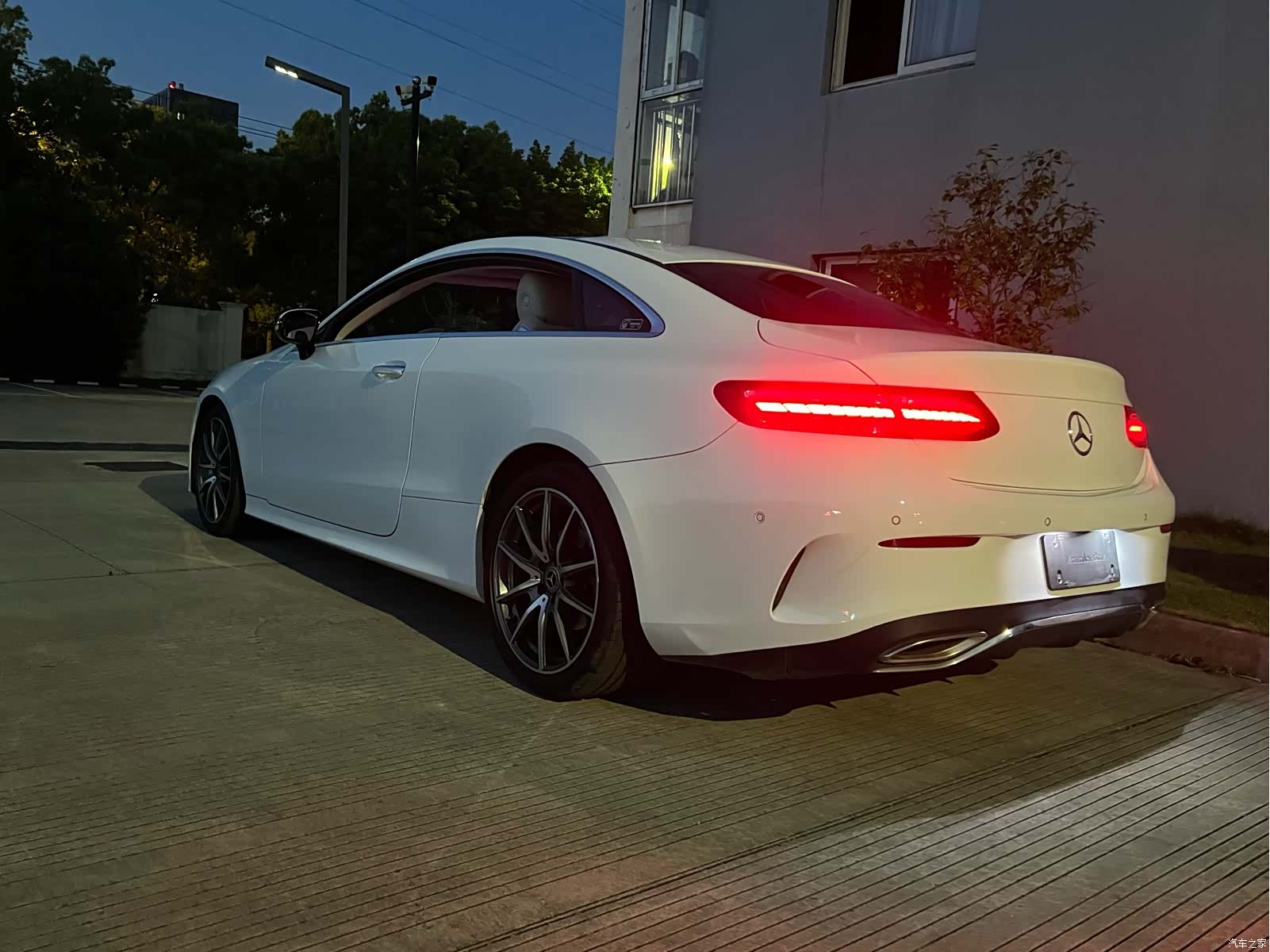 Mercedes-Benz E-Class, 2021 28