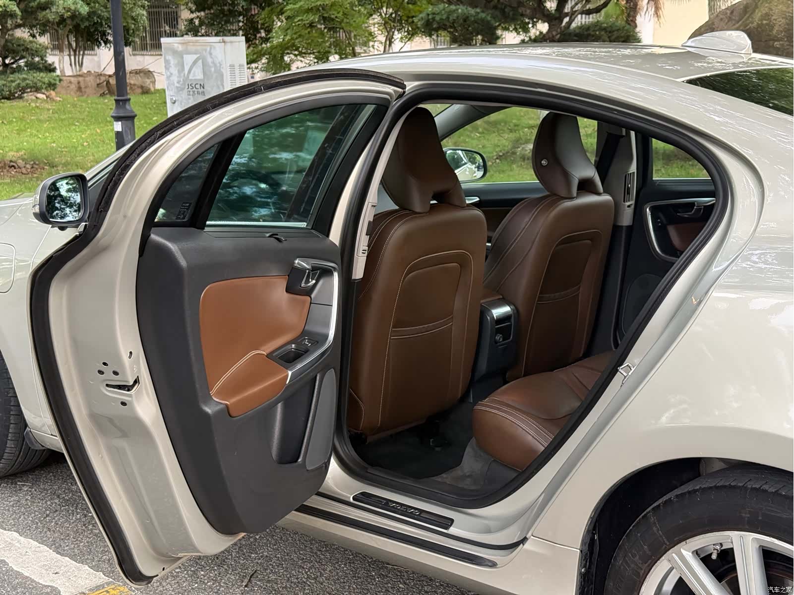 Volvo S60, 2016 25