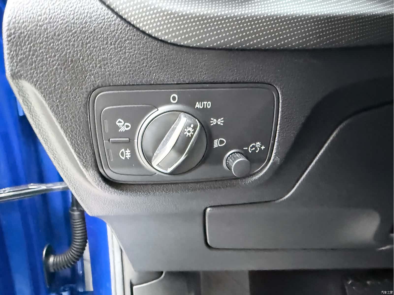 Audi Q2L, 2022 18