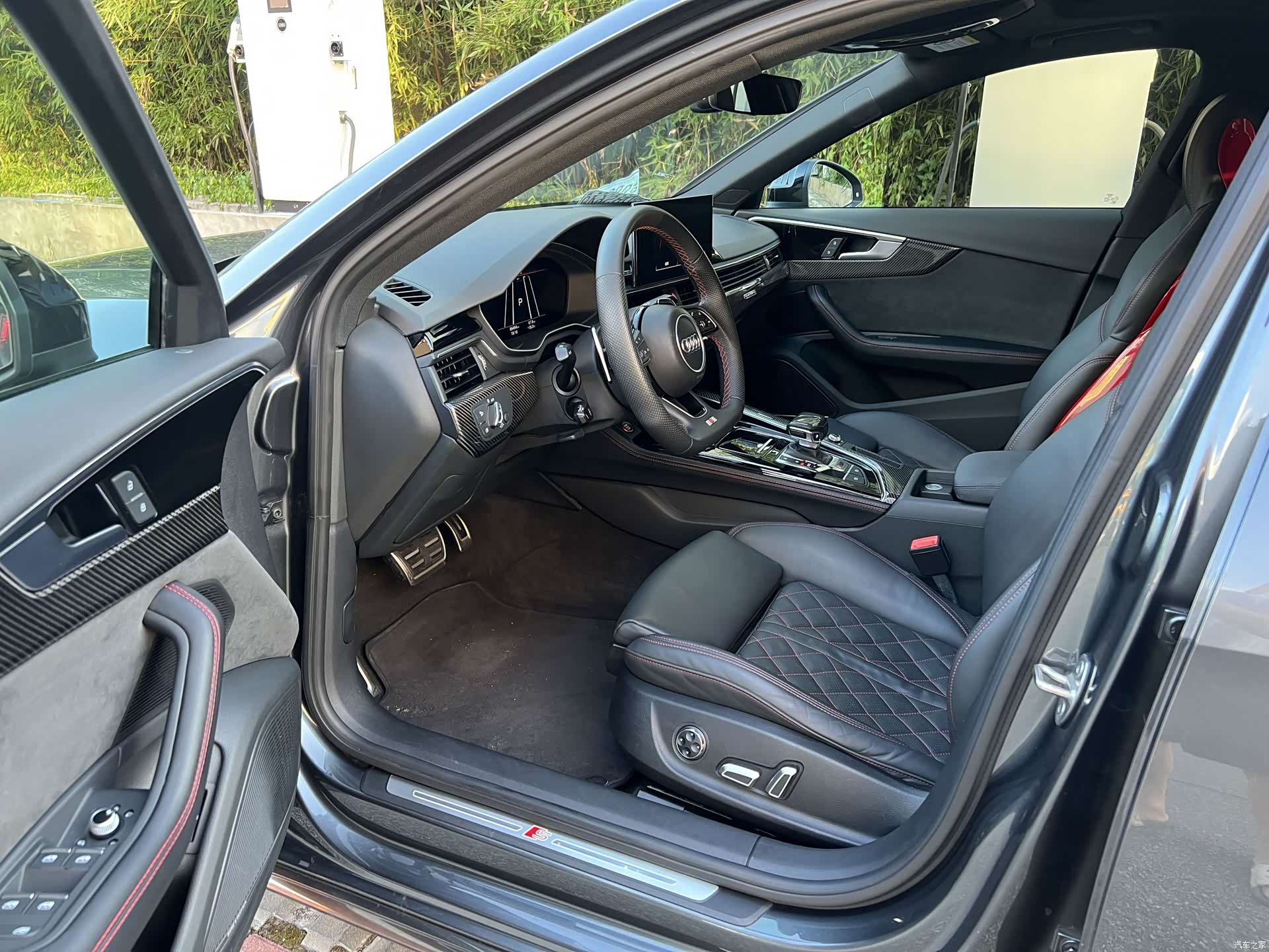 Audi A4L, 2020 3