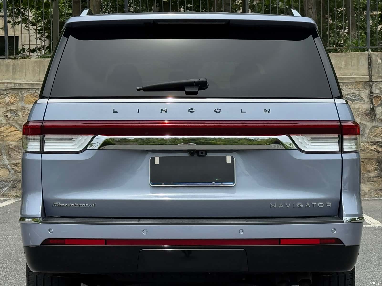 Lincoln Navigator, 2023 6