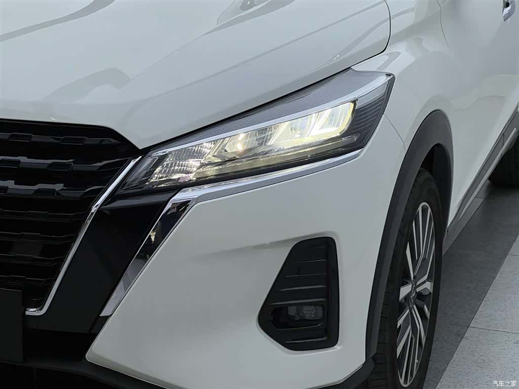 Nissan Kicks, 2023 6