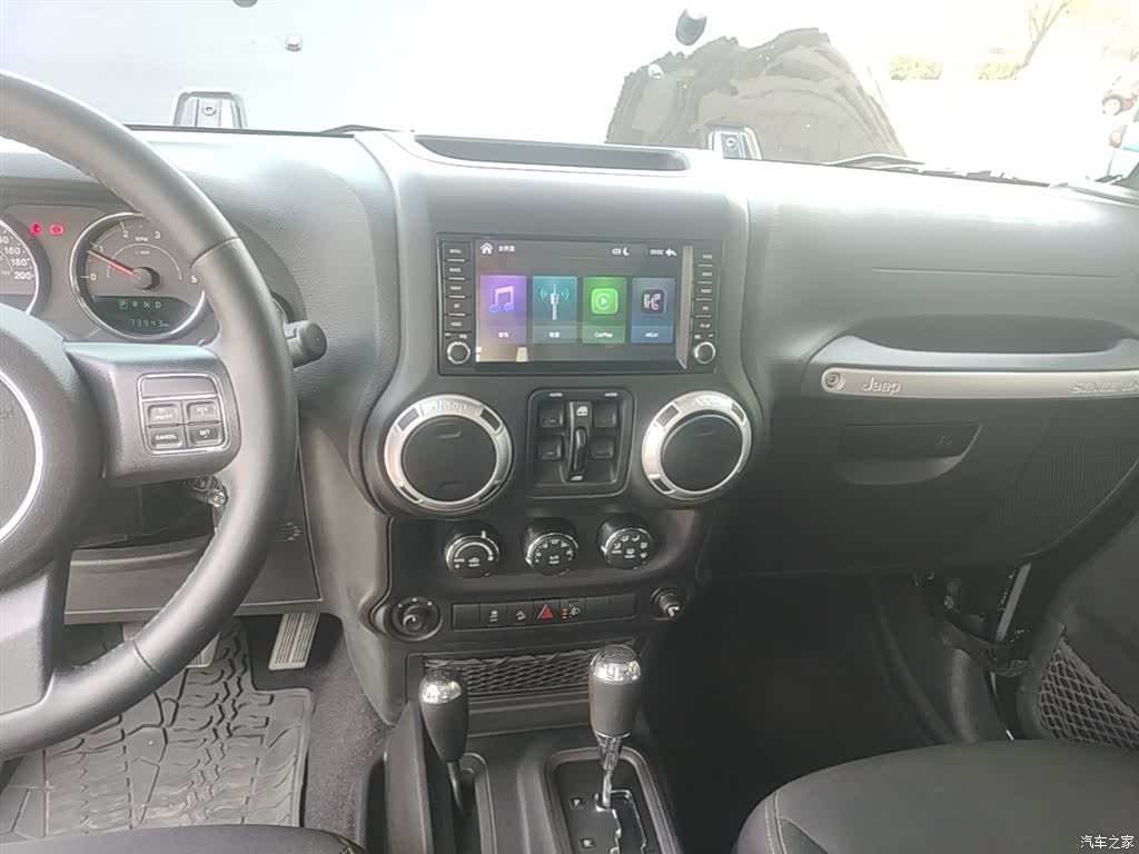 Jeep Wrangler, 2016 13