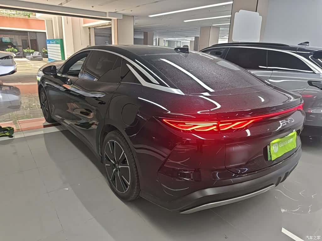 BYD Han, 2025 все фото
