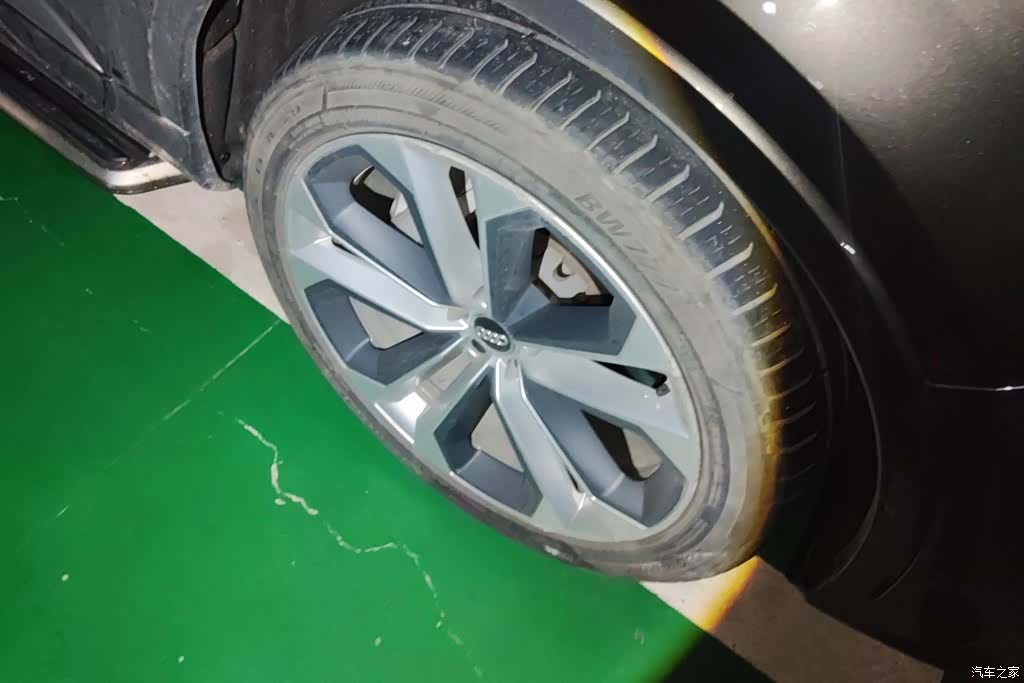 Audi Q7, 2020 6