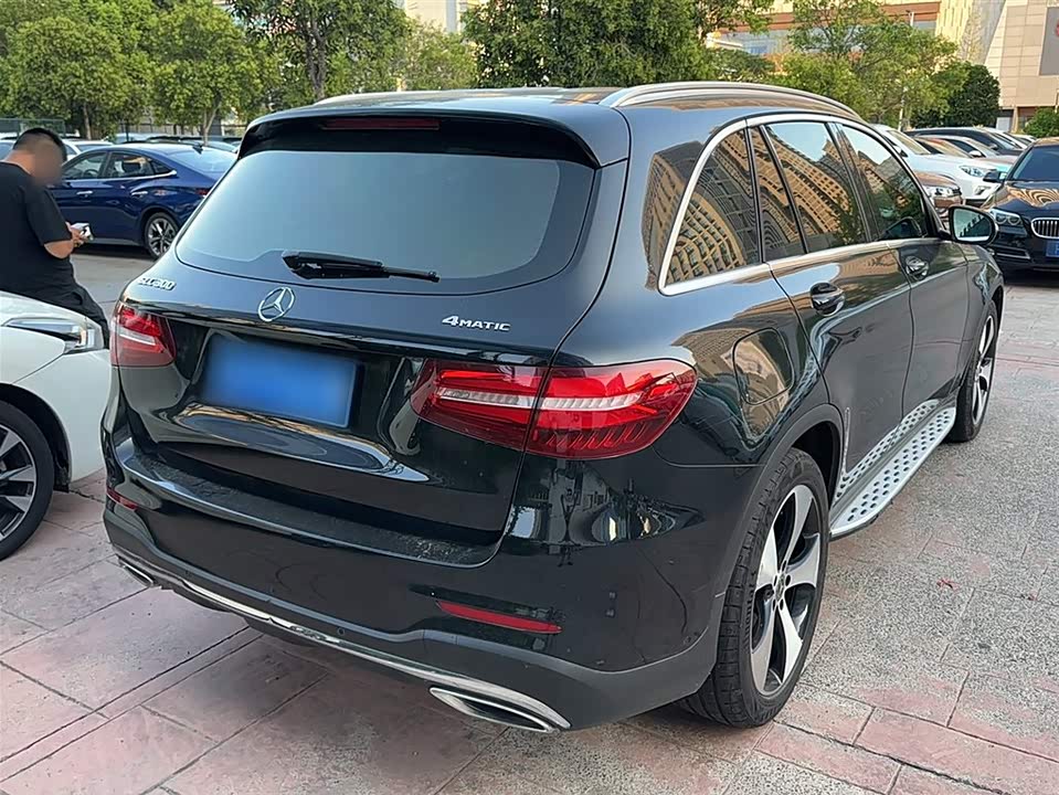 Mercedes-Benz GLC Mercedes-Benz GLC