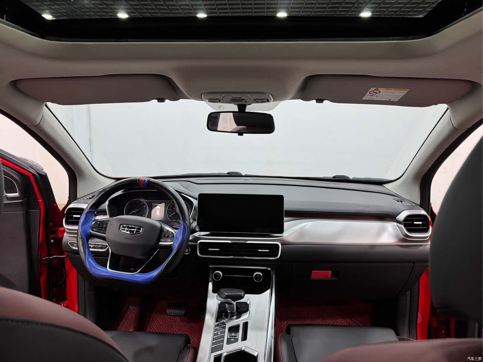 Geely Coolray, 2022 все фото