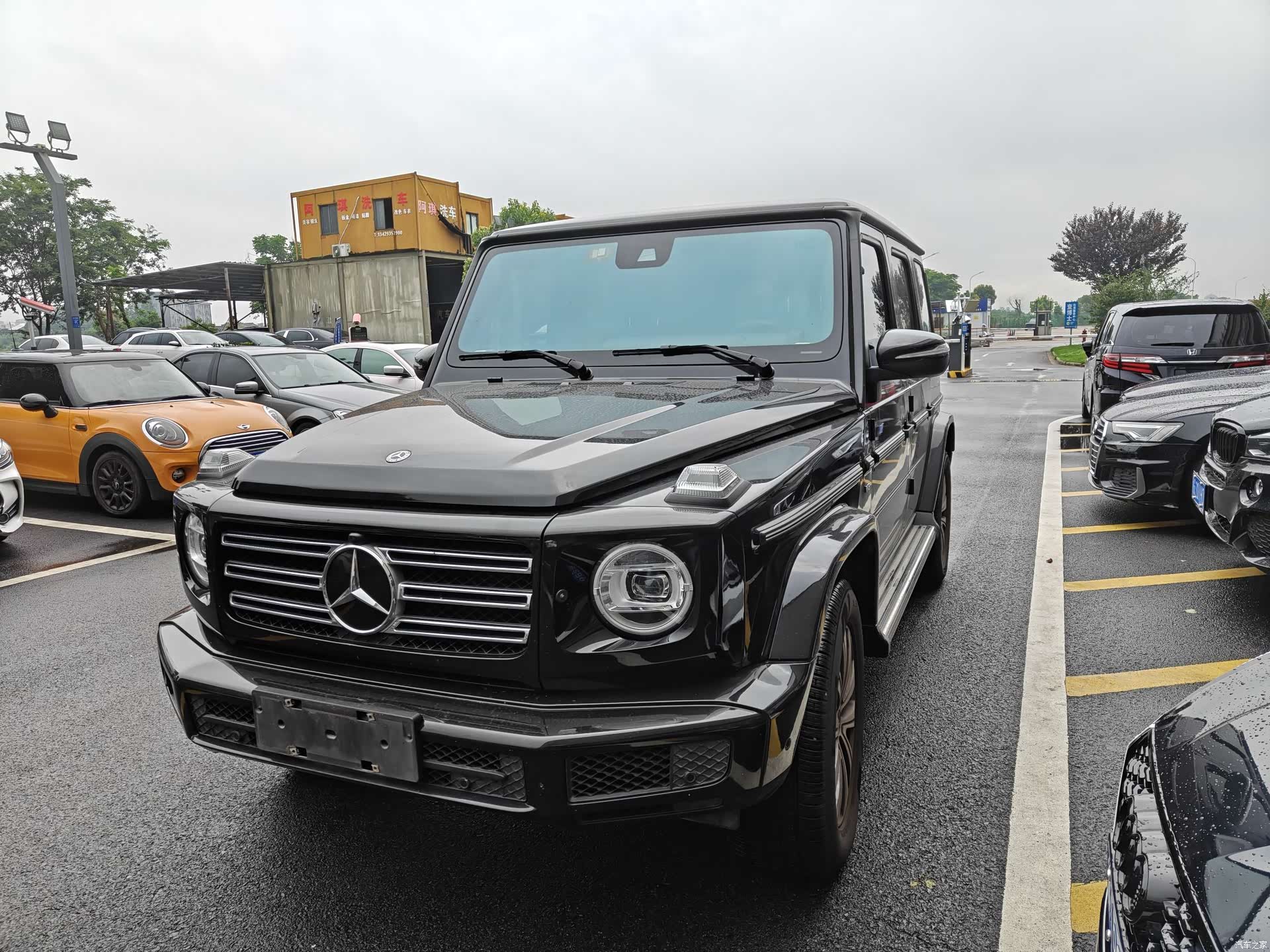 Mercedes-Benz G-Class
