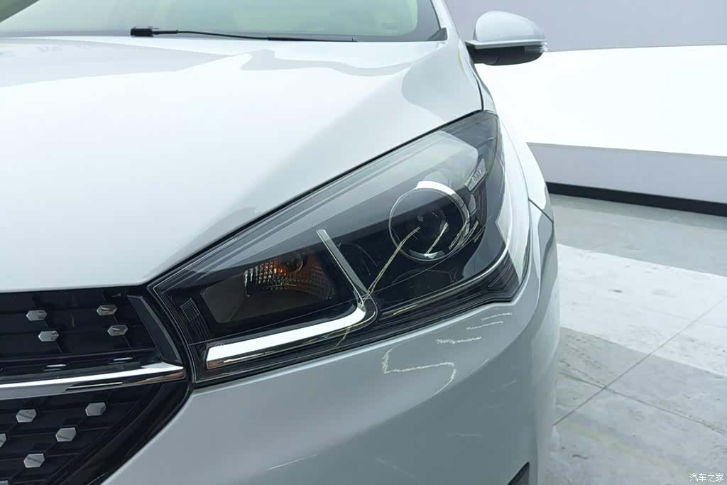 Chery 5, 2021 все фото