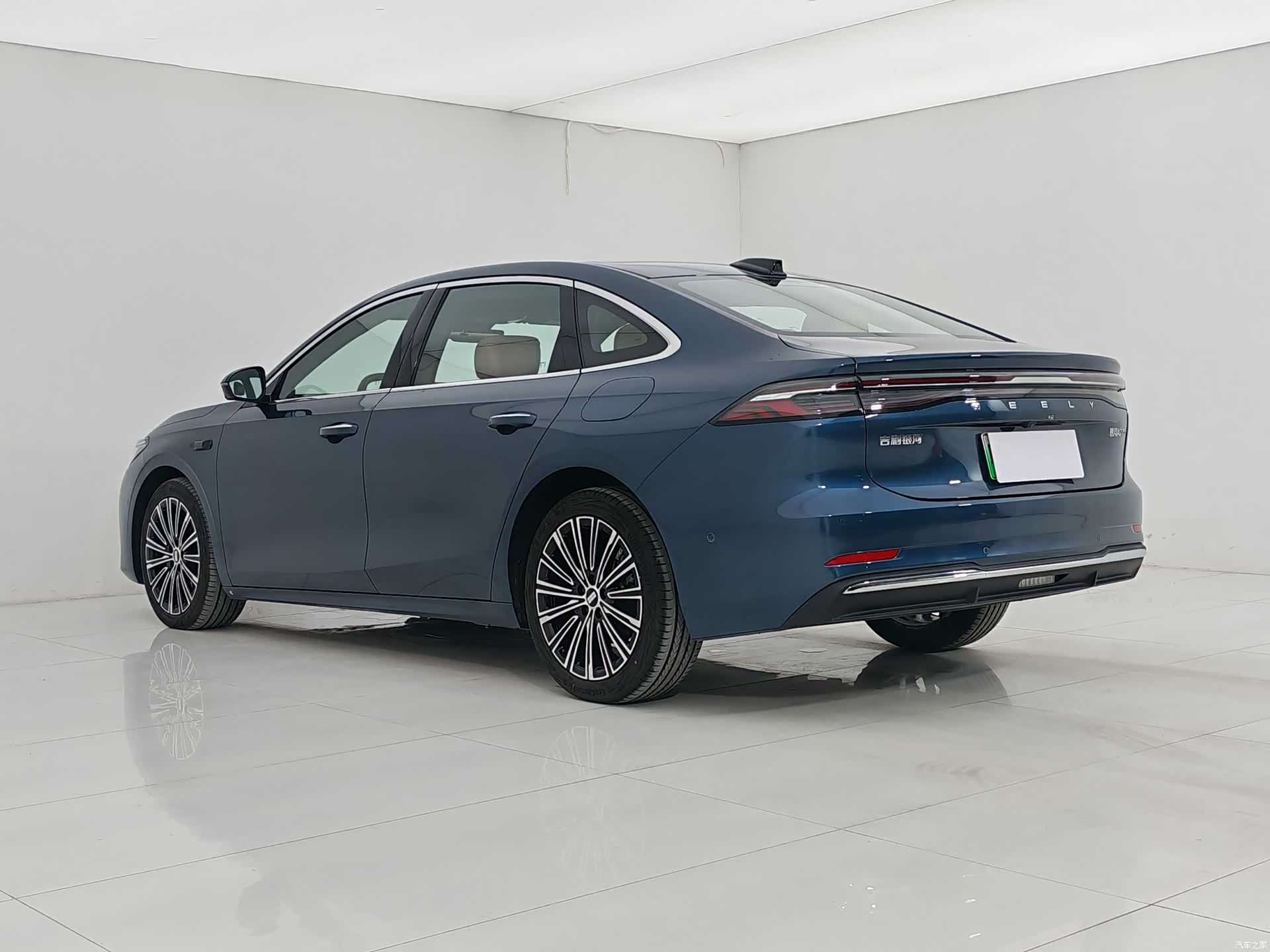 Geely A7, 2025 все фото