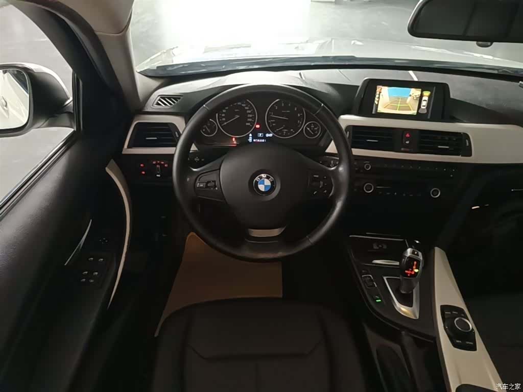 BMW 3 Series, 2015 11