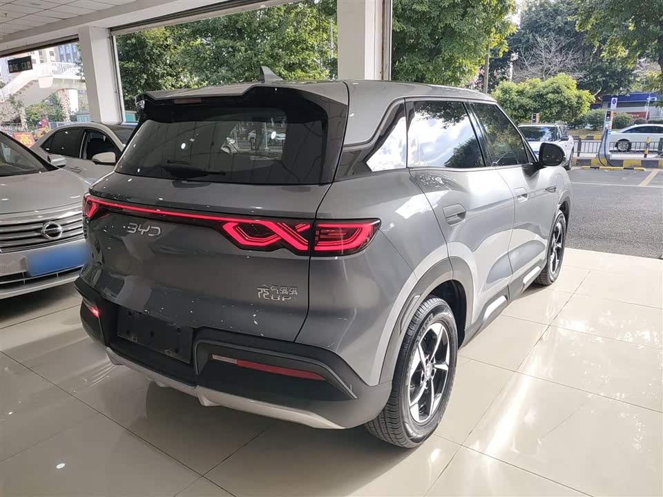 BYD Yuan UP