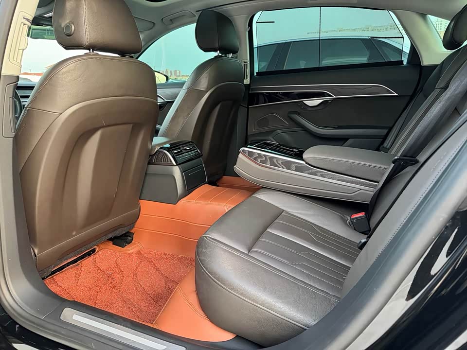 Audi A8 Audi A8