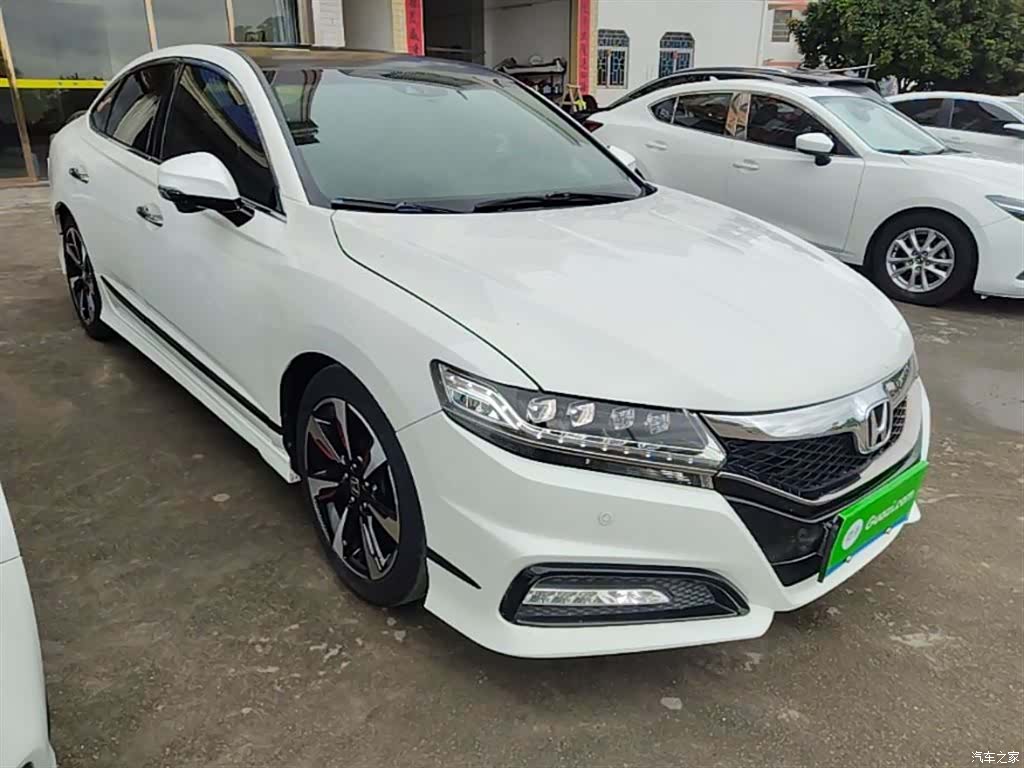 Honda Spirior, 2015 4