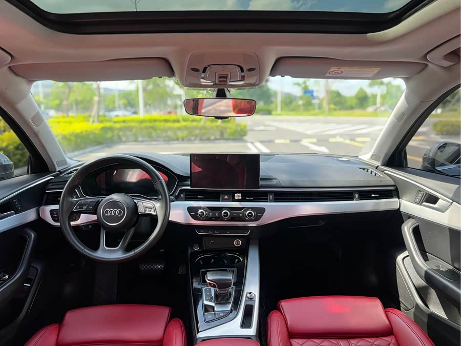 Audi A4L 2021, фото 9