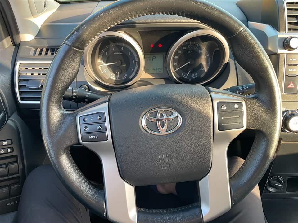 Toyota Prado