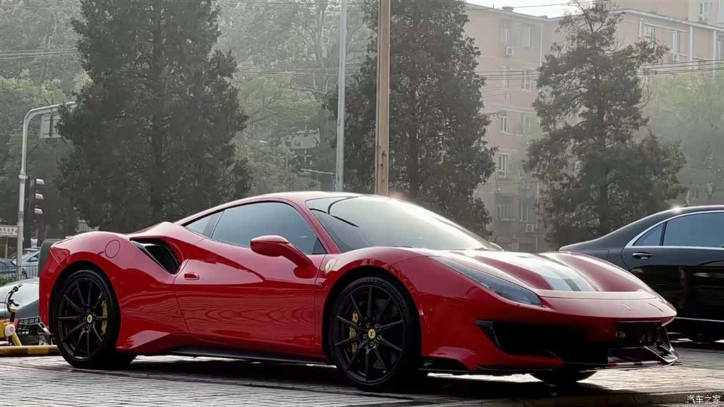 Ferrari 488, 2019 3
