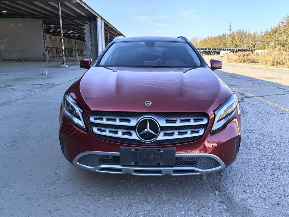 Mercedes-Benz GLA