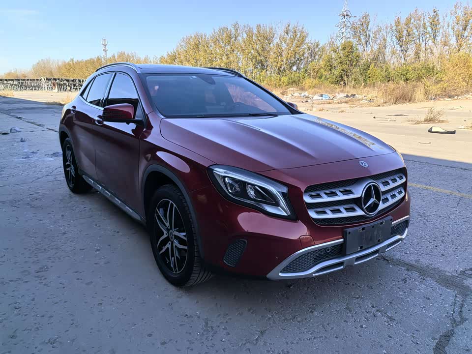 Mercedes-Benz GLA