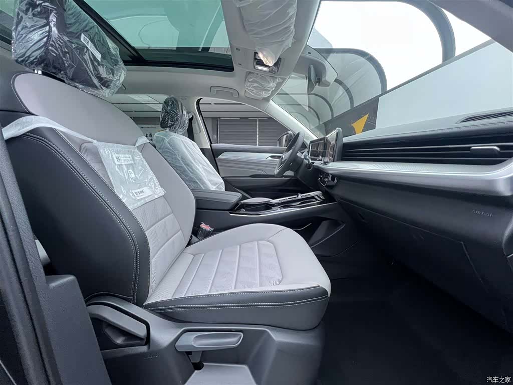Volkswagen Talagon, 2025 18