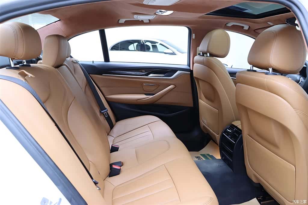 BMW 5 Series, 2017 15