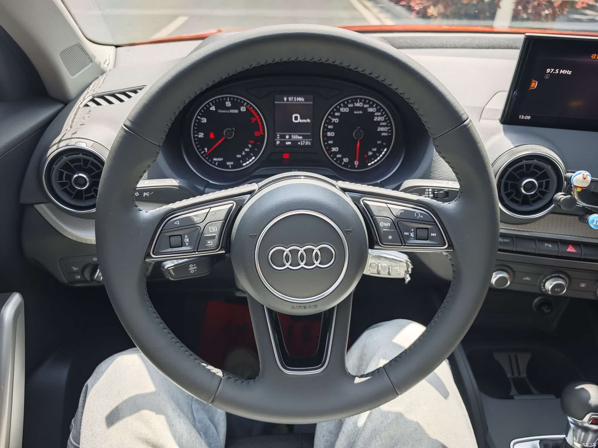 Audi Q2L, 2021 12