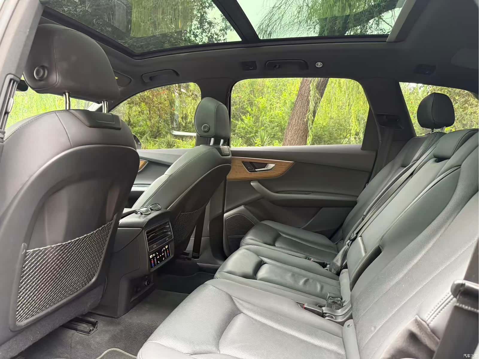 Audi Q7, 2022 6