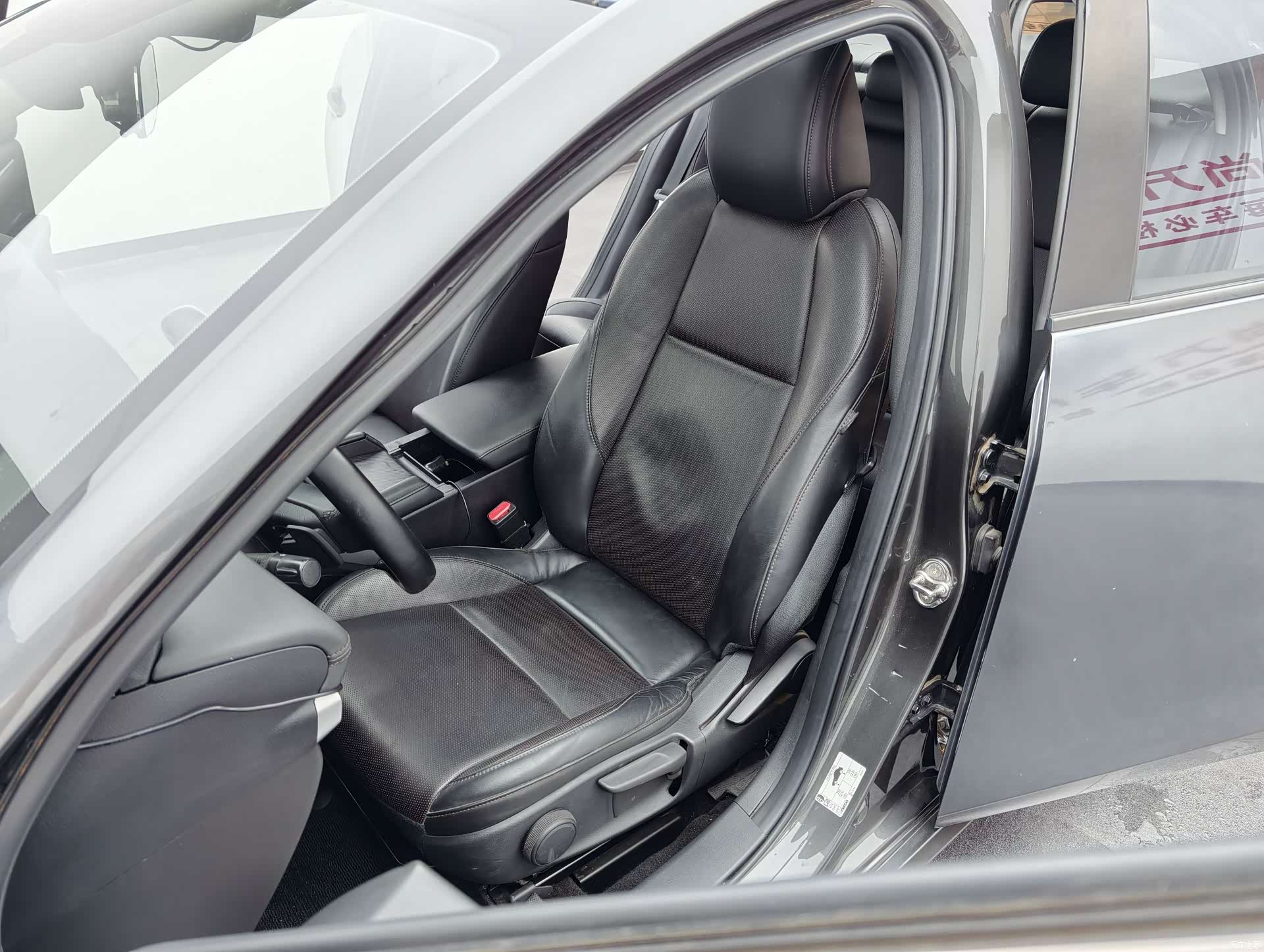Mazda Mazda3, 2021 10