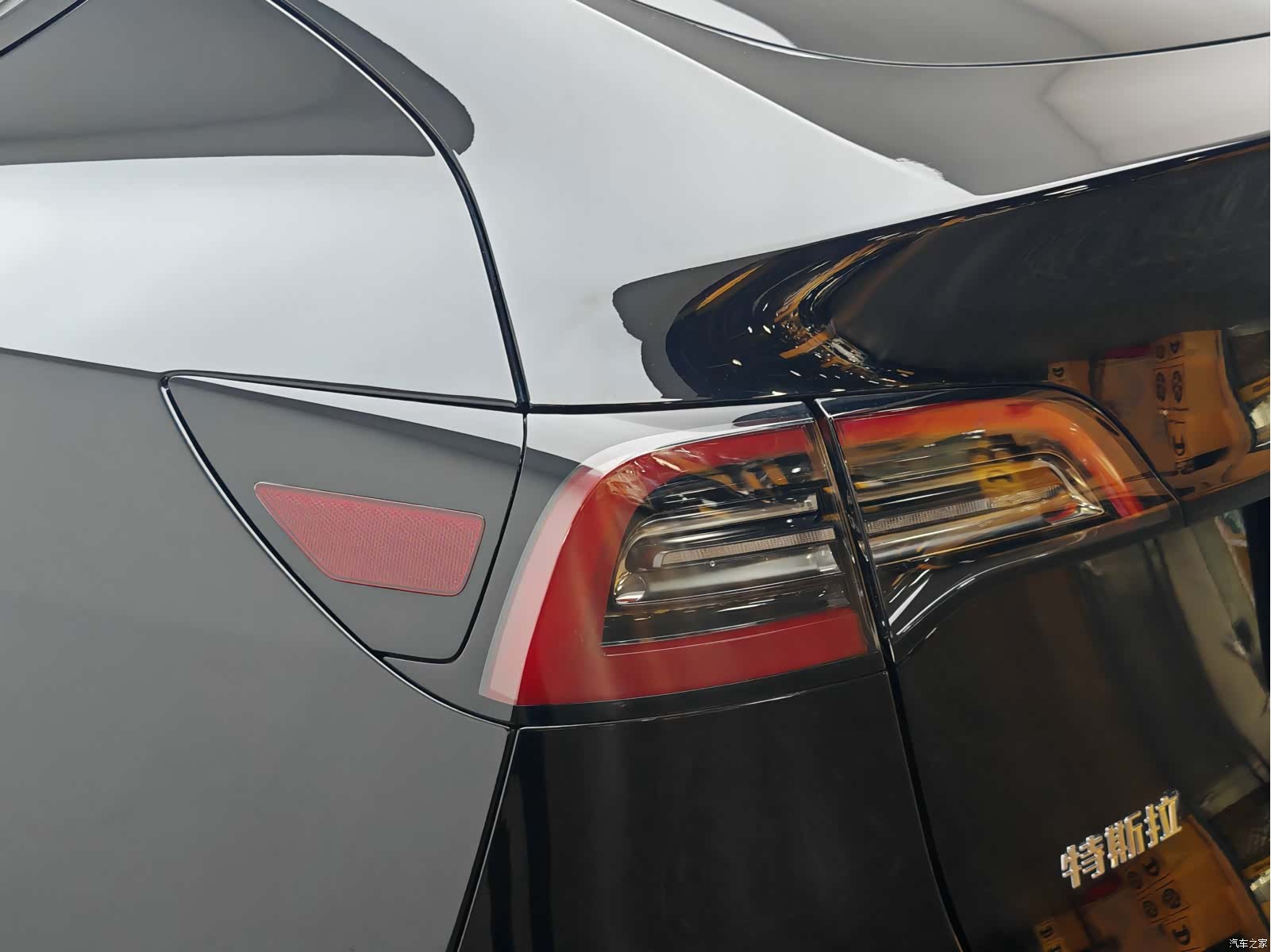Tesla Model Y, 2023 7