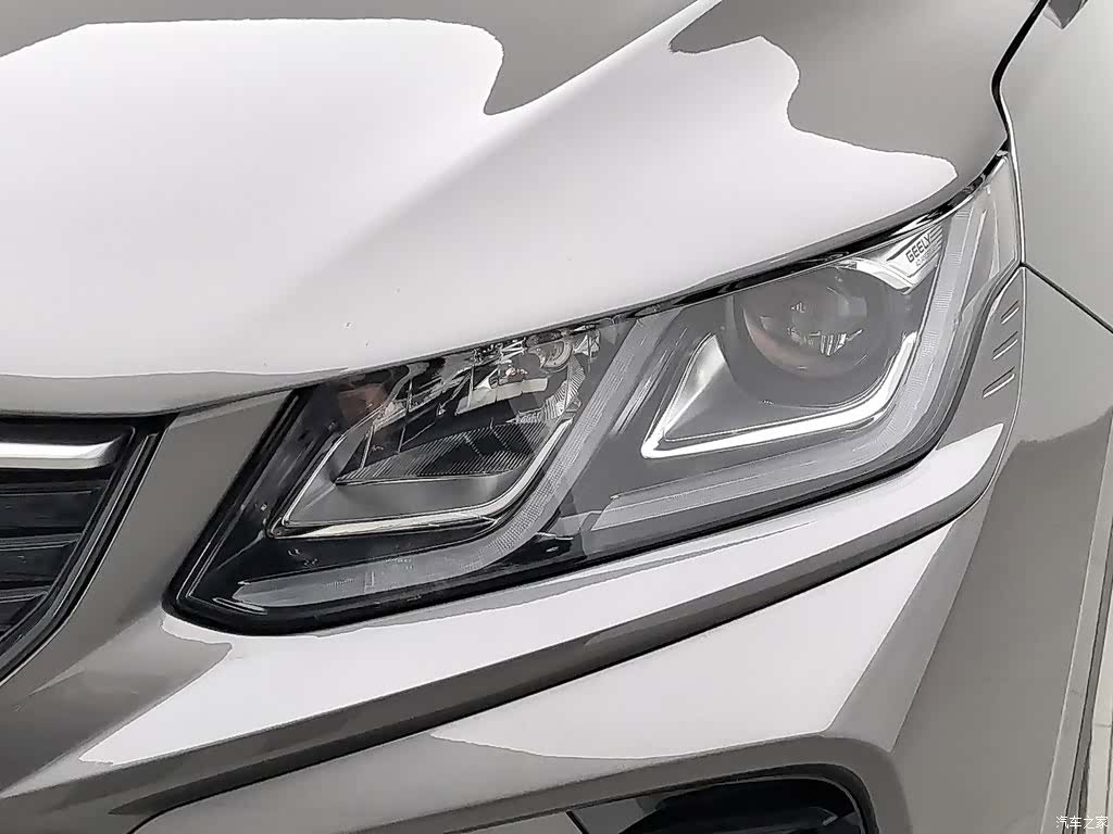 Geely Coolray, 2026 7