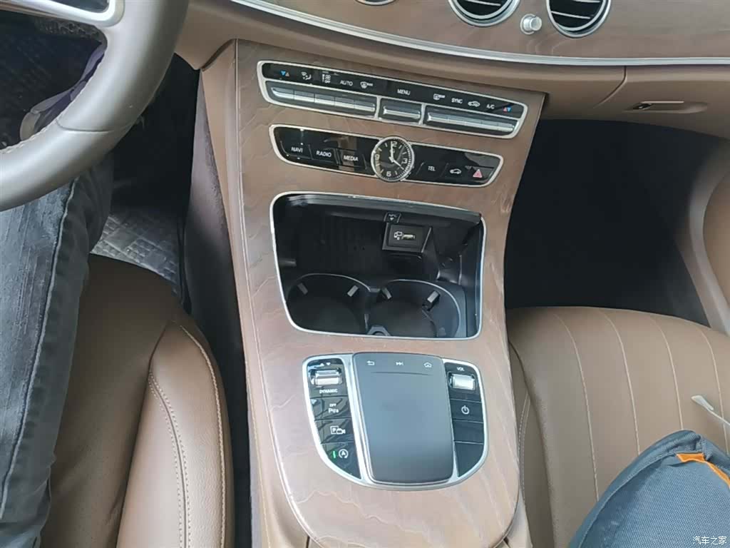 Mercedes-Benz E-Class, 2019 14